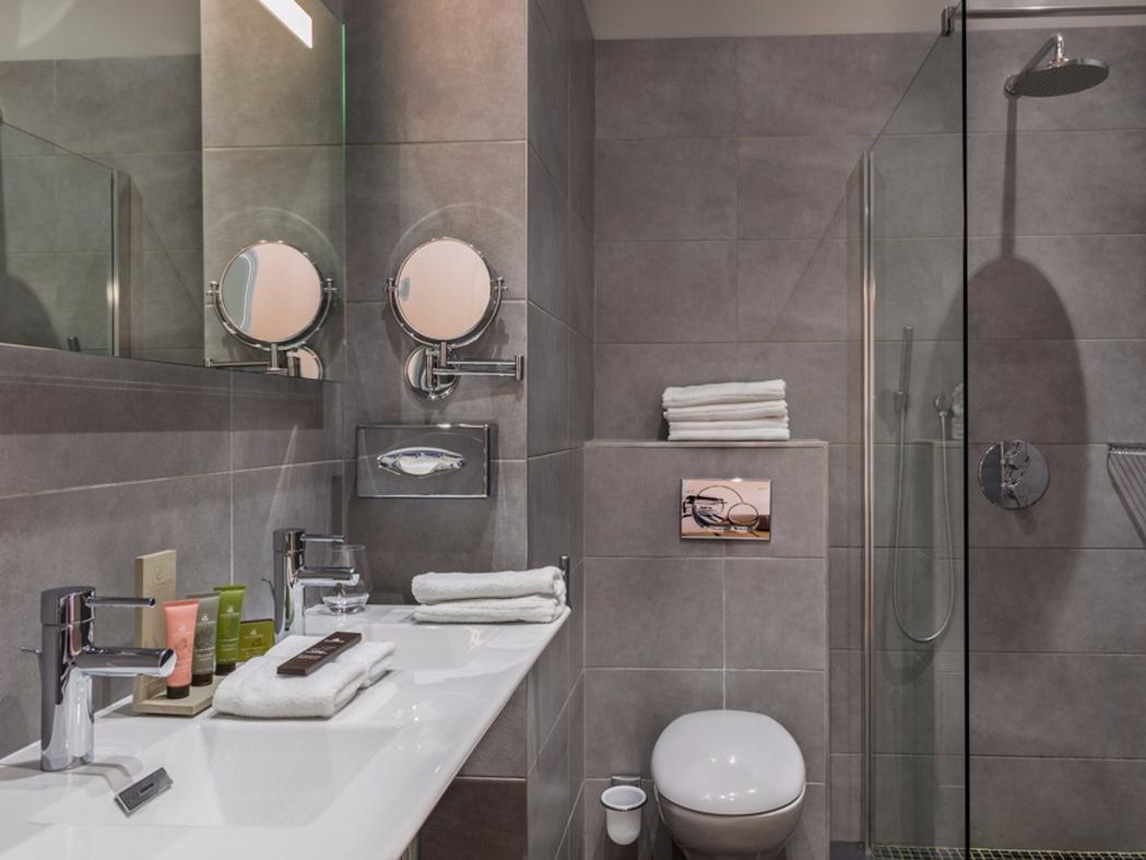 Hotel Manoir De Kerhuel De Quimper 4*