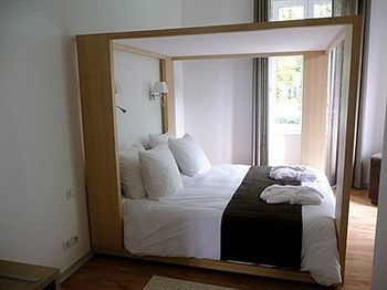 Hotel Manoir De Kerhuel De Quimper 4*